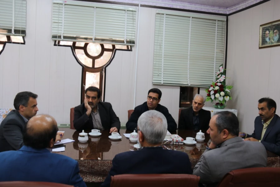 دومین جلسه شورای نظارت و ارزیابی مدیریت استانی یزد در سال تحصیلی جاری، تشکیل شد. 
 7