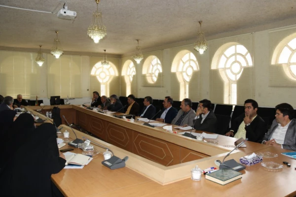 دومین جلسه هم اندیشی اساتید راهنمای کارآموزی و آموزش پژوهی مهارت آموزان در دانشگاه فرهنگیان یزد
 2