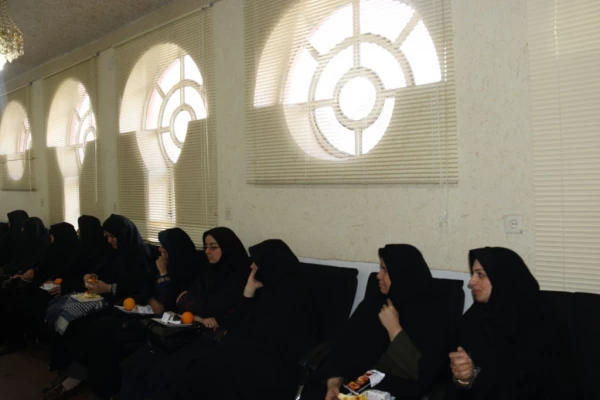 کارگاه آموزشی تخلیه تلفنی و حفاظت گفتار در دانشگاه فرهنگیان یزد برگزار گردید
 8