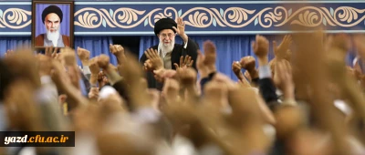 رهبر معظم انقلاب اسلامی در دیدار هزاران نفر از مردم قم خطاب به مسئولان تأکید کردند:
از اشرافی گری پرهیز و به معیشت مردم و طبقات ضعیف اهتمام ویژه کنید