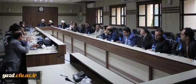 نشست رییس نهاد نمایندگی مقام معظم رهبری در دانشگاه ها با روسای دانشگاه های استان یزد