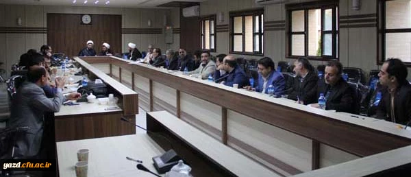 نشست رییس نهاد نمایندگی مقام معظم رهبری در دانشگاه ها با روسای دانشگاه های استان یزد
 2