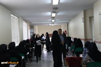 بازدید مدیر دانشگاه فرهنگیان استان از روند برگزاری امتحانات پایان ترم پردیس فاطمه الزهرا (س) یزد