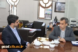 دیدار مشاور جوان استاندار با سرپرست دانشگاه فرهنگیان استان یزد
 3