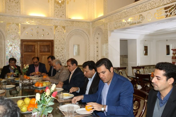 برگزاری جلسه هم اندیشی اساتید پردیس های دانشگاه فرهنگیان استان یزد
 4