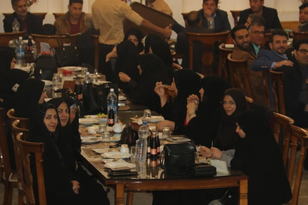 نشست صمیمانه کارکنان پردیس های استانی به منظور قدردانی از زحمات آن ها در برگزاری امتحانات نیم سال اول
 2