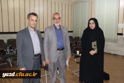 برگزاری نشست اعضای گرو ه های آموزشی استان یزد
 8