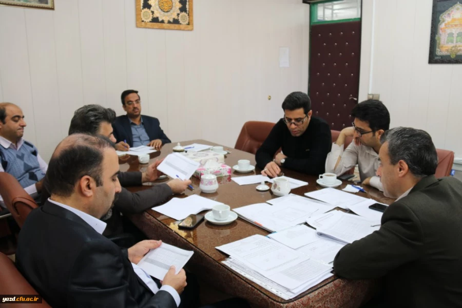 جلسه هماهنگی ارزیابی عملکرد مدیریت امور پردیس های استان یزد بر اساس رهنامه 40 ماده ای ریاست محترم دانشگاه فرهنگیان برگزار شد.
 2