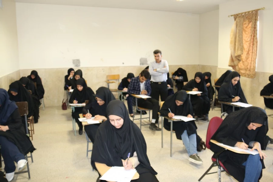 برگزاری آزمون مهارت آموزان موضوع ماده ۲۸ در مرکز آموزشی شهیدان مزیدی دانشگاه فرهنگیان یزد(به روایت تصویر)

 11