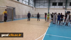 مسابقه جام چهلمین فجر انقلاب اسلامی بین حوزه و دانشگاه برگزار شد.