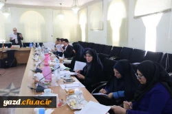 برگزاری دوره توانمند سازی کارورزی مدرسان پردیس های استان یزد
 5