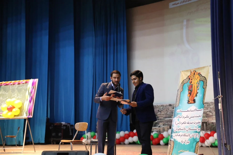 جشن بزرگ میلاد با سعادت اسوه تقوی وفضیلت حضرت صدیقه طاهره فاطمه زهرا (سلام الله علیها) برگزارشد