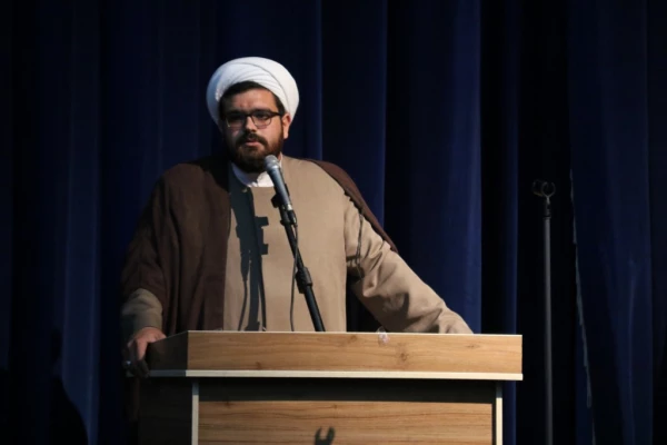 برگزاری جلسه فرهنگی در دانشگاه فرهنگیان یزد با حضور مدیر کل آموزش و پرورش استان

 11