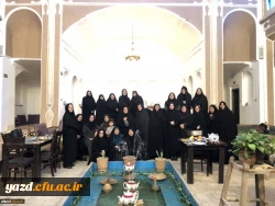 تجلیل از کارمندان زن به مناسبت میلاد حضرت فاطمه الزهرا (س)
 2