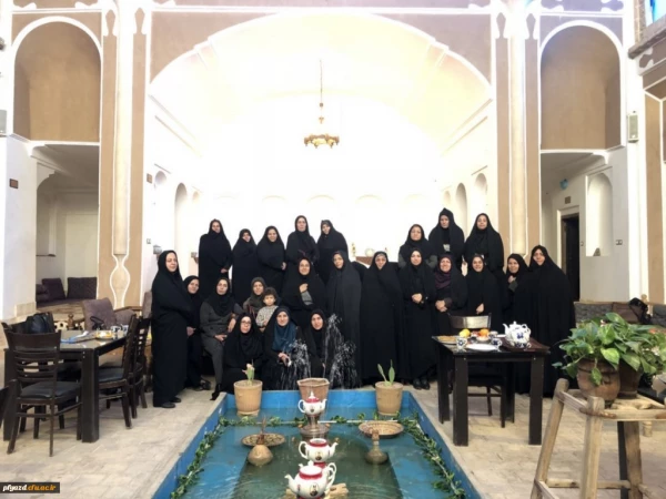 تجلیل از کارمندان زن به مناسبت میلاد حضرت فاطمه الزهرا (س)
 2