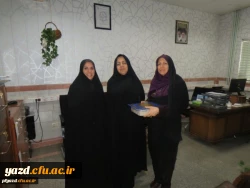 تجلیل از کارمندان زن به مناسبت میلاد حضرت فاطمه الزهرا (س)
 4