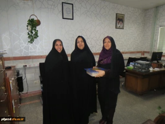 تجلیل از کارمندان زن به مناسبت میلاد حضرت فاطمه الزهرا (س)
 4