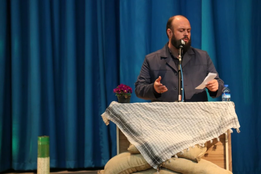 با همت بسیج دانشجویی دانشگاه برگزار شد :

کنگره بزرگداشت شهدای دانشجو معلم دانشگاه فرهنگیان یزد 
 2