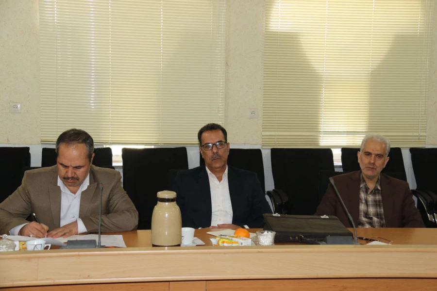 نشست هم اندیشی استادان دانشگاه فرهنگیان استان یزد برگزار شد.