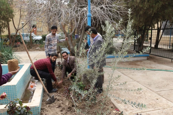 برگزاری مراسم روز درختکاری در دانشگاه فرهنگیان یزد
 4