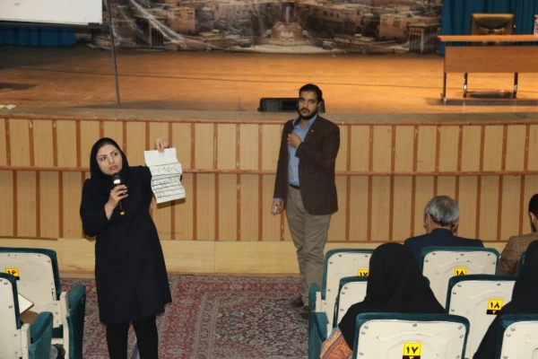 برگزاری کارگاه آموزشی روش تدریس و بررسی کتب ریاضی ابتدایی در دانشگاه فرهنگیان یزد
 9