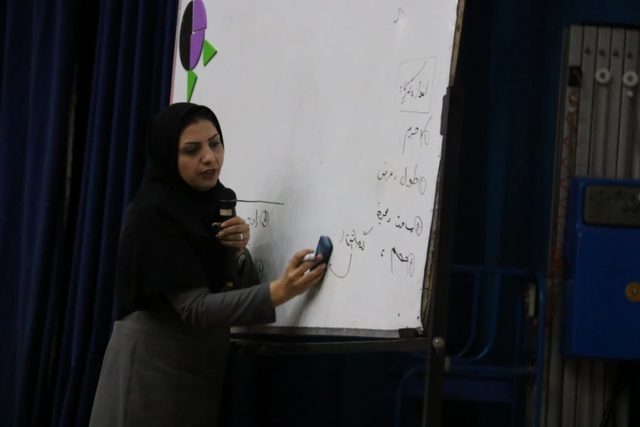 برگزاری کارگاه آموزشی روش تدریس و بررسی کتب ریاضی ابتدایی در دانشگاه فرهنگیان یزد
 14