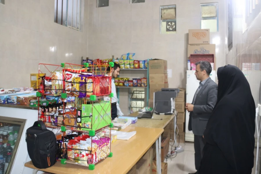 بازدید سرزده مدیر امور پردیس های استان یزد از مجموعه خوابگاهی پردیس فاطمه الزهرا (س) 
 7