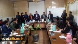 برگزاری جلسه پرسش و پاسخ و تقدیر از نمایندگان کلاس های آموزشی پردیس شهیدان پاک نژاد یزد
 10