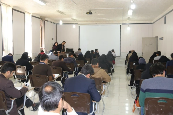 در پردیس شهیدان پاک نژاد یزد برگزار شد:

برگزاری آزمون دروس غیرحضوری مهارت آموزان ماده 28 ( پذیرفته شدگان آزمون استخدامی آموزش و پرورش ورودی 96) 3