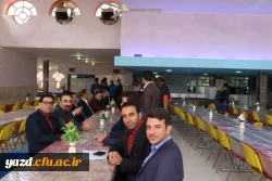 نشست صمیمانه پایان سال مدیر امور پردیس های استان با همکاران دانشگاه فرهنگیان یزد در آستانه عید باستانی نوروز 
 3