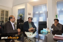 در راستای برگزاری جشنواره کشوری فرهنگی دانشجومعلمان دانشگاه فرهنگیان برگزار شد:

جلسه هماهنگی دانشگاه فرهنگیان یزد با کانون پرورش فکری استان
 4