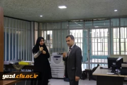 در اولین روز کاری سال جدید انجام شد:

دیدار مدیر استانی دانشگاه فرهنگیان یزد با کارکنان واحدهای مختلف پردیس شهیدان پاک نژاد 
 3