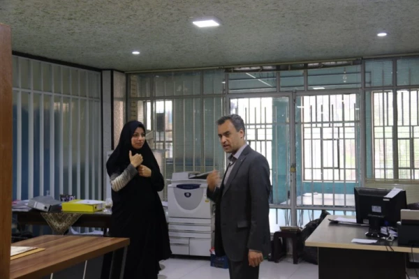 در اولین روز کاری سال جدید انجام شد:

دیدار مدیر استانی دانشگاه فرهنگیان یزد با کارکنان واحدهای مختلف پردیس شهیدان پاک نژاد 
 3