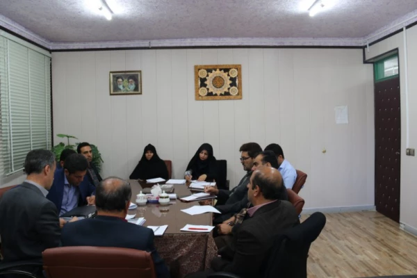 برگزاری نشست مدیر استانی دانشگاه فرهنگیان یزد با کارمندان حوزه معاونت آموزشی، پژوهشی و فرهنگی پردیس شهیدان پاک نژاد در اولین روز کاری سال جدید
 3