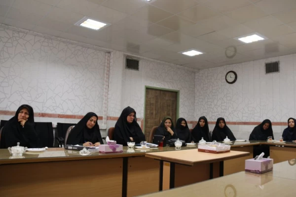 در دومین روز کاری سال جدید انجام شد:

 4