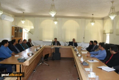نشست مدیر استانی دانشگاه فرهنگیان یزد با کارمندان حوزه معاونت دانشجویی و توسعه منابع پردیس شهیدان پاک نژاد