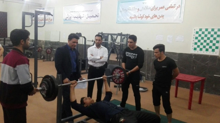 برگزاری مسابقات پرس سینه دانشجو معلمان پردیس شهیدان پاک نژاد یزد
 7