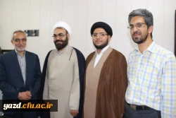 در دیدار با جانبازان دانشگاه فرهنگیان یزد مطرح شد: 

شهدا، جانبازان و ایثارگران انسان های بصیر و موقعیت شناس هستند. 8