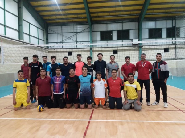 گزارش برگزاری کارگاه آموزشی قوانین و مقررات والیبال و برگزاری  مسابقات والیبال در یردیس شهیدان پاک نژاد یزد - فروردین 98
 7