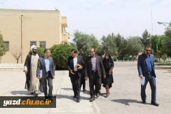 بازدید معاون طرح و برنامه و توسعه منابع دانشگاه فرهنگیان از پردیس فاطمه الزهرا (س) یزد
 6