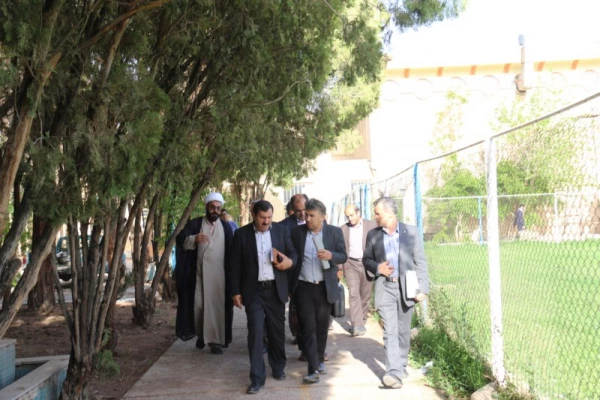 نشست هم اندیشی اساتید و کارکنان پردیس شهیدان پاک نژاد یزد با دکتر خاکی معاونت محترم طرح و برنامه و توسعه منابع دانشگاه فرهنگیان 
 7