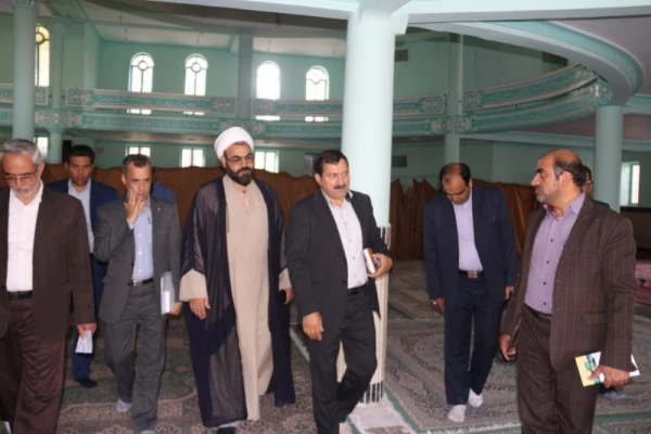 نشست هم اندیشی اساتید و کارکنان پردیس شهیدان پاک نژاد یزد با دکتر خاکی معاونت محترم طرح و برنامه و توسعه منابع دانشگاه فرهنگیان 
 10