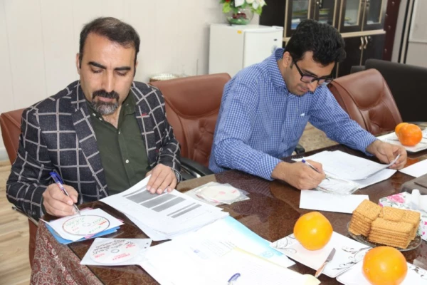 بررسی آثار دریافتی و ارسال به داوران 4