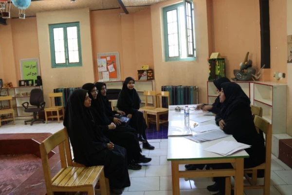 در کانون پرورش فکری کودکان و نوجوانان یزد برگزار شد :

مسابقات بخش ادبی بیست و نهمین مرحله کشوری جشنواره فرهنگی دانشجومعلمان دانشگاه فرهنگیان 18