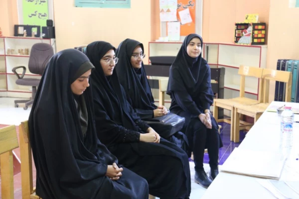 در کانون پرورش فکری کودکان و نوجوانان یزد برگزار شد :

مسابقات بخش ادبی بیست و نهمین مرحله کشوری جشنواره فرهنگی دانشجومعلمان دانشگاه فرهنگیان 19