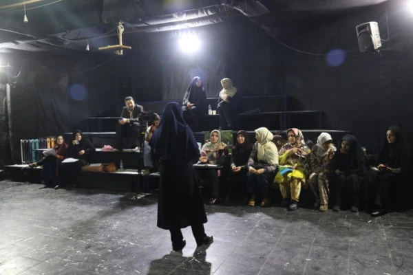 در کانون پرورش فکری کودکان و نوجوانان یزد برگزار شد :

مسابقات بخش ادبی بیست و نهمین مرحله کشوری جشنواره فرهنگی دانشجومعلمان دانشگاه فرهنگیان 2