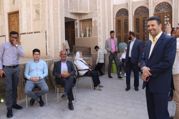 بازدید دانشجومعلمان شرکت در جشنواره کشوری فرهنکی از اماکن تاریخی و باستانی شهر جهانی یزد 4