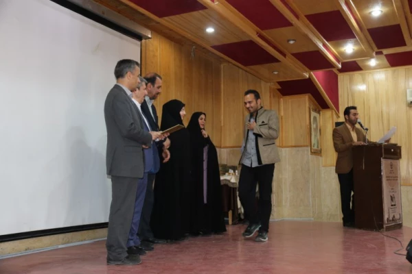 مدیرکل فرهنگی دانشگاه فرهنگیان در اختتامیه مرحله کشوری جشنواره فرهنگی دانشجومعلمان:
 
رسالت اصلی دانشگاه فرهنگیان تربیت نیروی انسانی کیفی است. 18