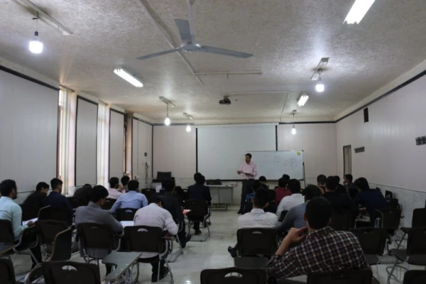 در دانشگاه فرهنگیان یزد برگزار گردید:

انتخابات مدیران مسئول نشریات دانشجویی دانشگاه فرهنگیان
 6