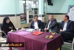 در دانشگاه فرهنگیان یزد برگزار گردید:

انتخابات مدیران مسئول نشریات دانشجویی دانشگاه فرهنگیان
 5